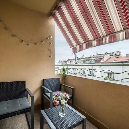 Apartment Panorama