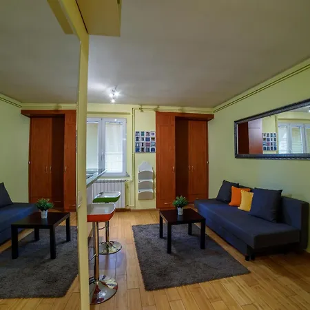 Panorama Apartment *